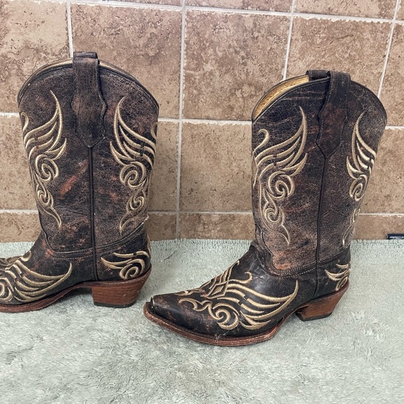 Circle G Brown and Gold embroidered Boots - Picture 3 of 6